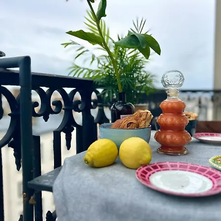 Parisian Cocoon - Breathtaking View